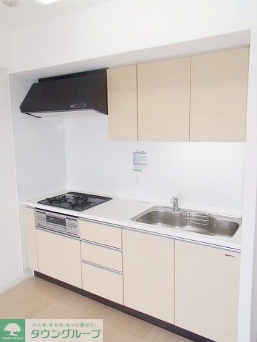 キッチン　３口ガスコンロ付きキッチンです