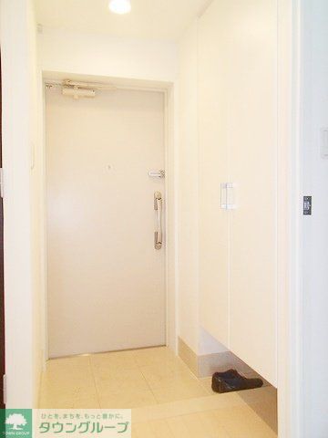 玄関　シューズボックス付きの玄関です