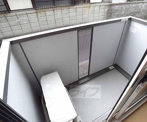 バルコニー　日当たり良好なベランダです。