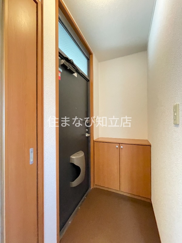 玄関　別部屋写真
