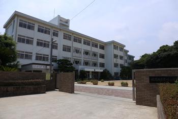 小学校　姫路市立荒川小学校（学区はご確認下さい）（小学校）まで1700m