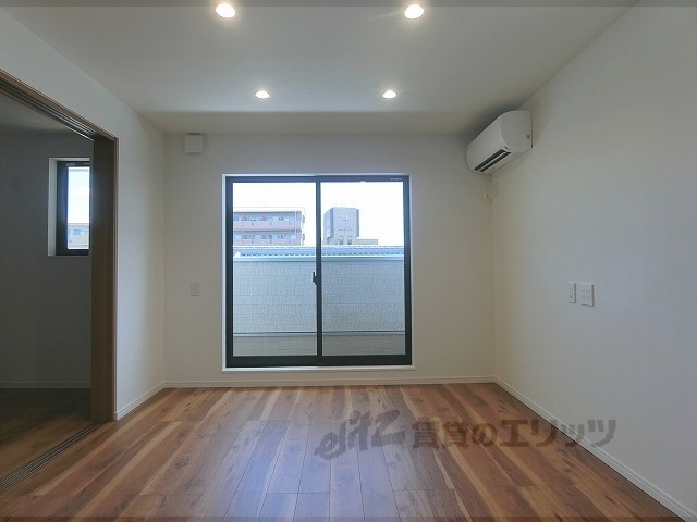 居室・リビング　リビング