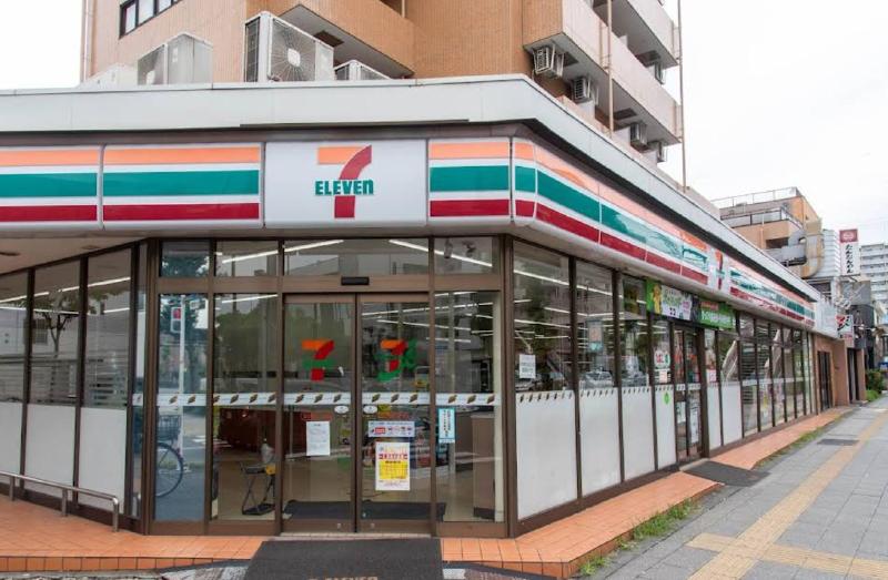 コンビニ　セブンイレブン 足立梅島1丁目店（コンビニ）まで100m