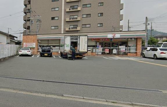 コンビニ　セブンイレブン姫路飯田1丁目店（コンビニ）まで568m