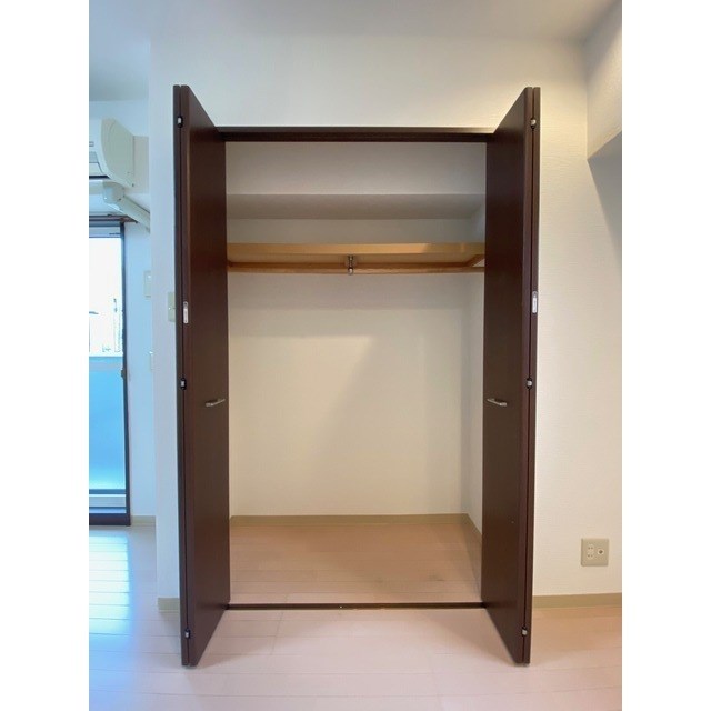 収納　衣類や小物などが収納出来ますね