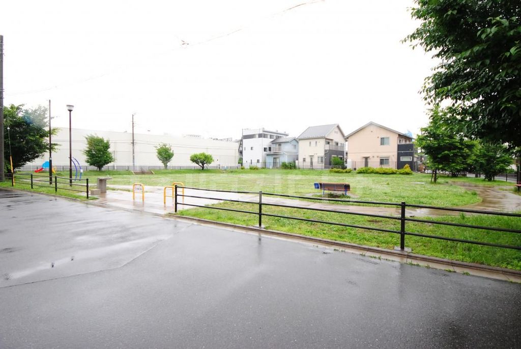 公園　西大宮1丁目第一公園（公園）まで1100m