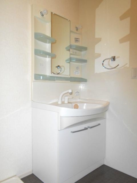 洗面設備　洗髪洗面化粧台