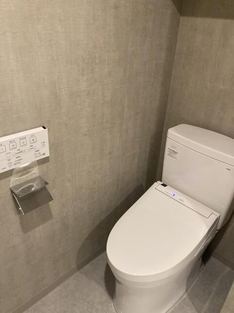 トイレ　写真は同タイプ住居です。