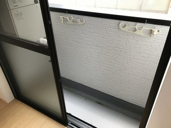 バルコニー　※別号室の写真です。現況優先となります。