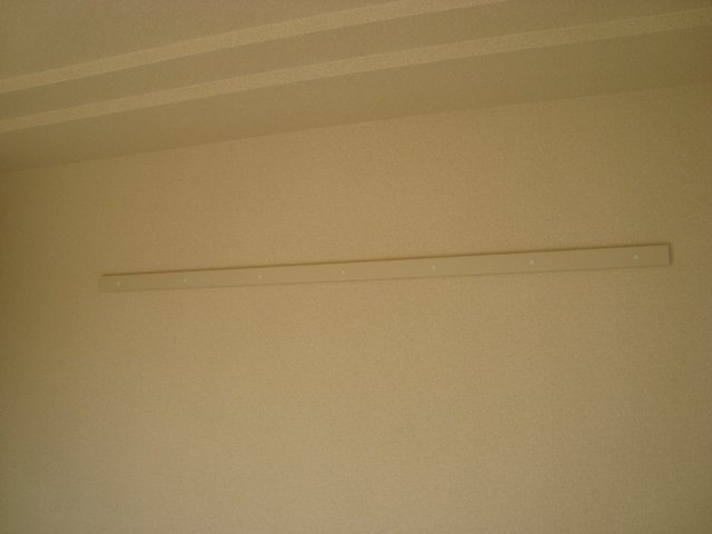 その他　ハンガーレール