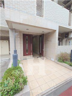 エントランス　毎日通るエントランスはこのようになっています