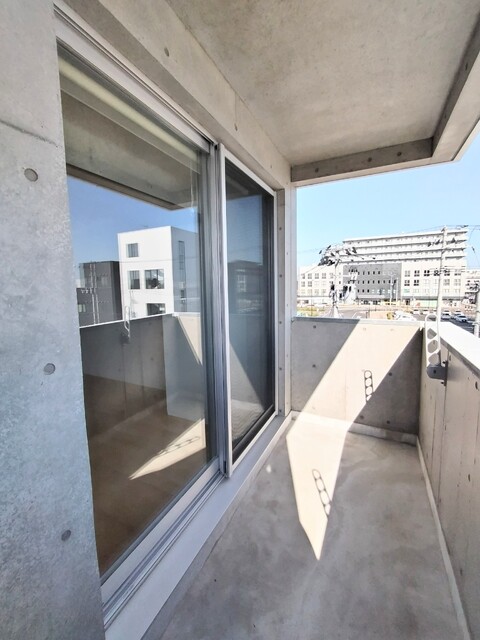 バルコニー　南向きのバルコニ―