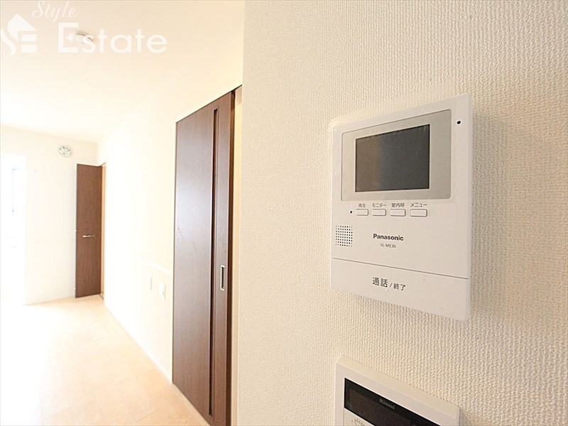セキュリティ　モニター付きインターホン