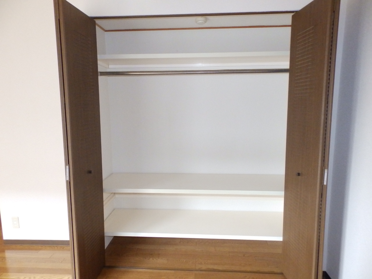 収納　各部屋あります