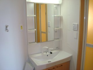 洗面設備　洗髪洗面化粧台