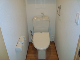 トイレ　シャワー付トイレ
