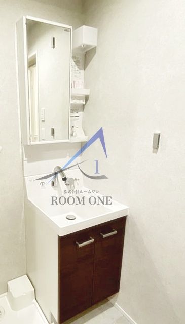 洗面設備　洗面台です。