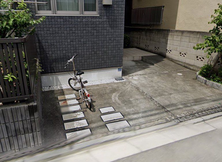 駐車場　駐車場