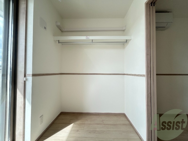 収納　このところ流行りのオープンクローゼットです。