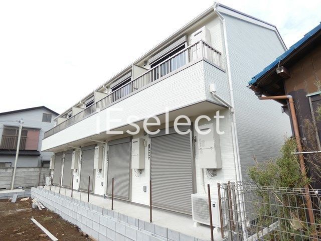 建物外観　宅配ボックスもつきます