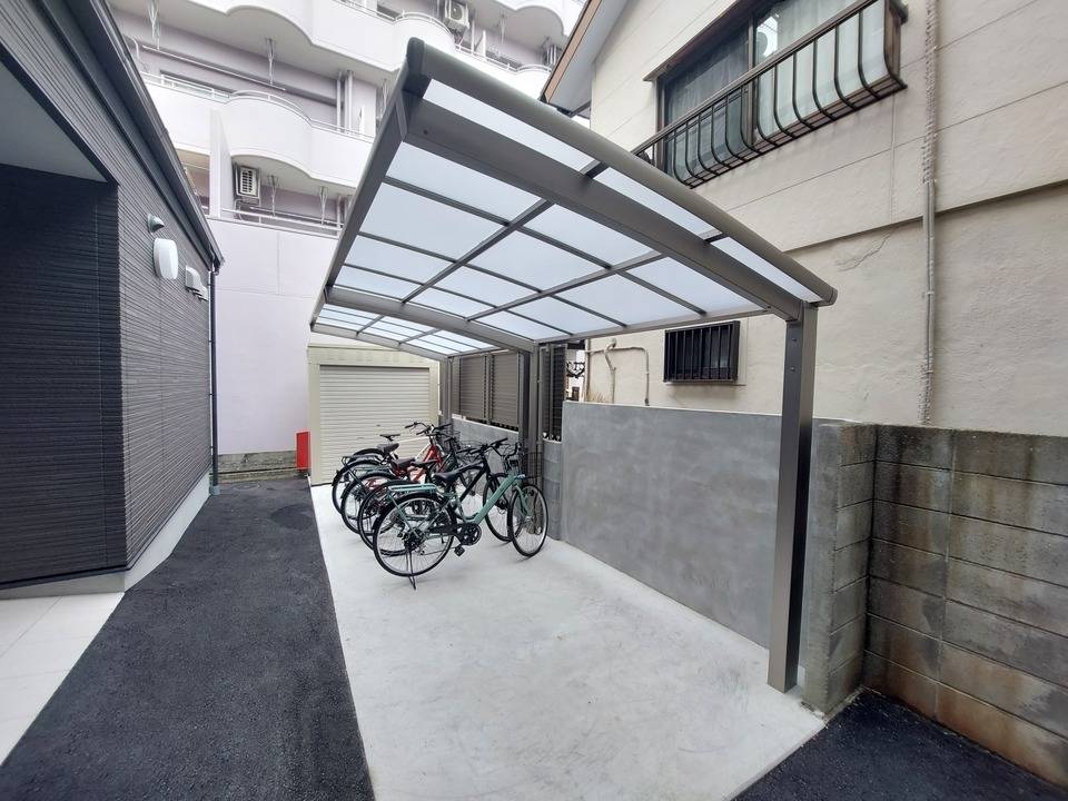 駐車場　駐輪場