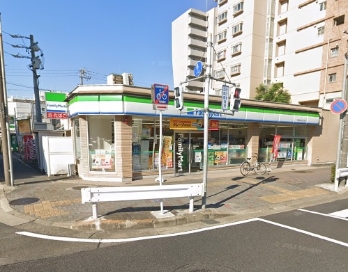 コンビニ　ファミリーマート 千種今池五丁目店（コンビニ）まで72m