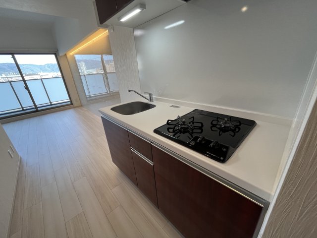 キッチン　(参考)同マンション同間取り他部屋の写真