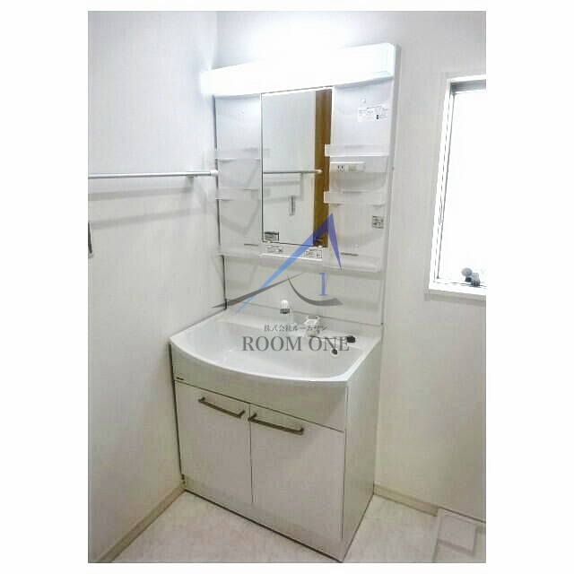 洗面設備　洗面台です。