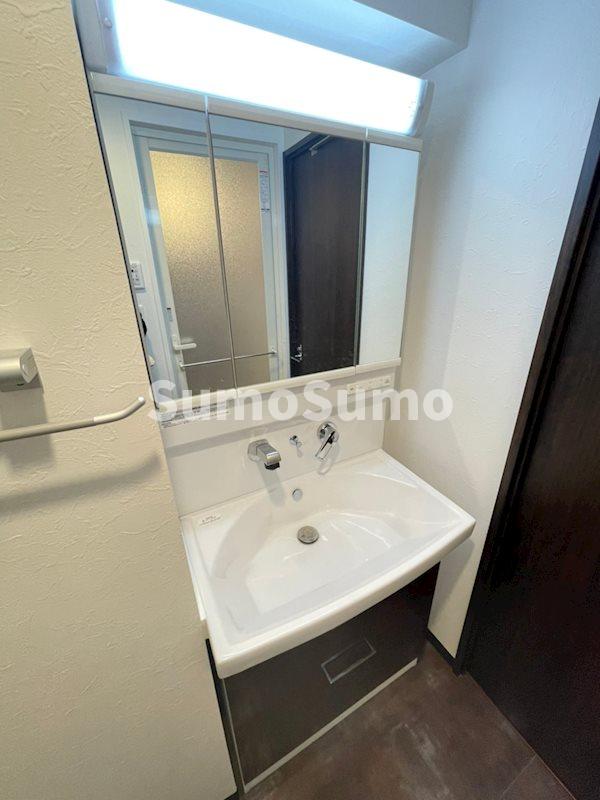 洗面設備　忙しい朝には欠かせない洗面所です