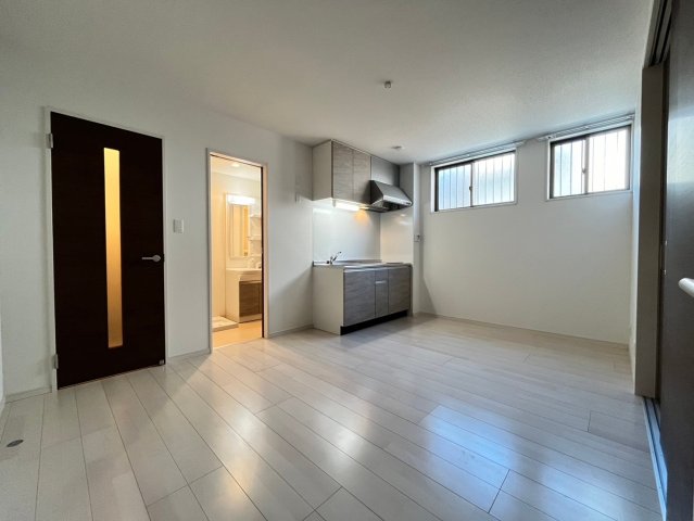 居室・リビング　未完成物件の為、同施工会社の別物件です。ご参考お願い致します