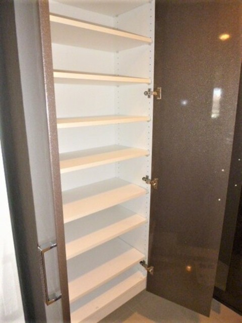 玄関　別部屋参考画像