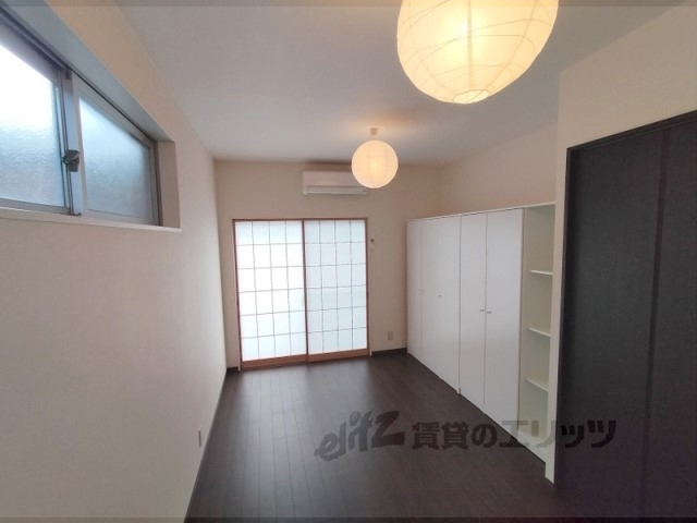 居室・リビング　洋室