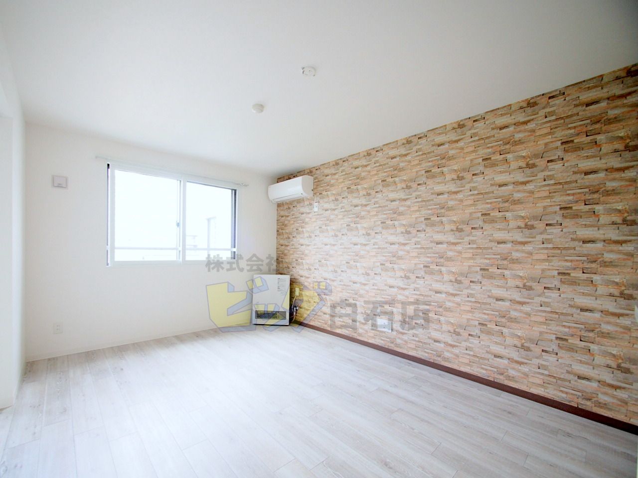 居室・リビング　広々リビングです♪