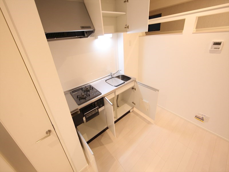 キッチン　システムキッチン（ガス2口コンログリル付）