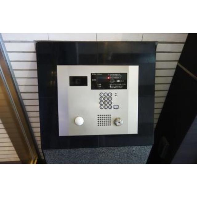 エントランス　ゆとりのあるエントランスです