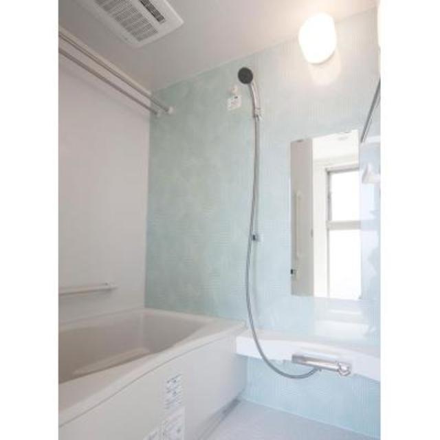 バス・シャワールーム　※写真は同タイプ住戸です。