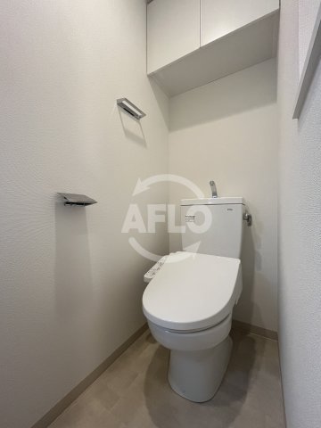 トイレ　スプランディッドVII　温水洗浄便座