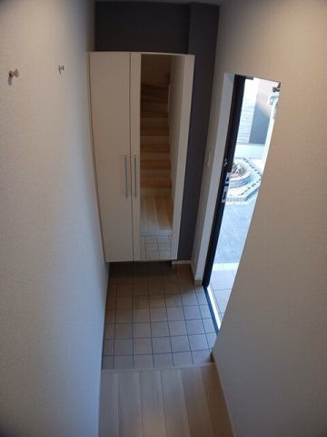 玄関　ゆったりとした玄関です