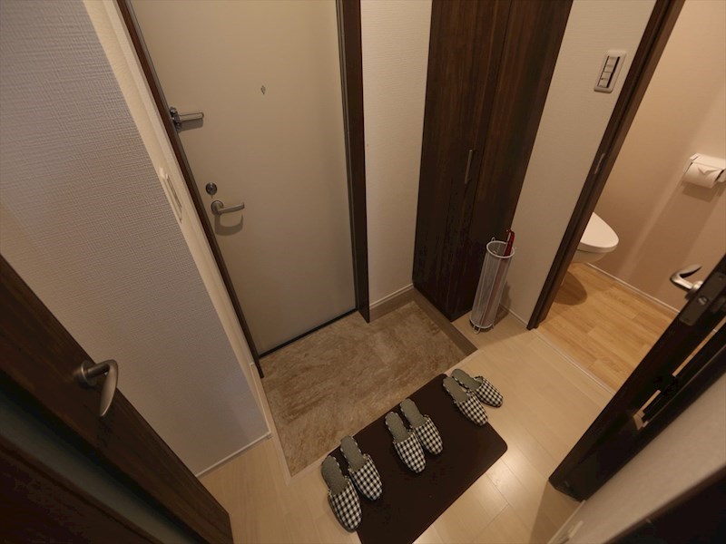 玄関　玄関　シューズボックス付（収納充実）　イメージ写真