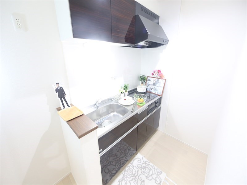 キッチン　システムキッチン（ガス2口グリル付）イメージ写真