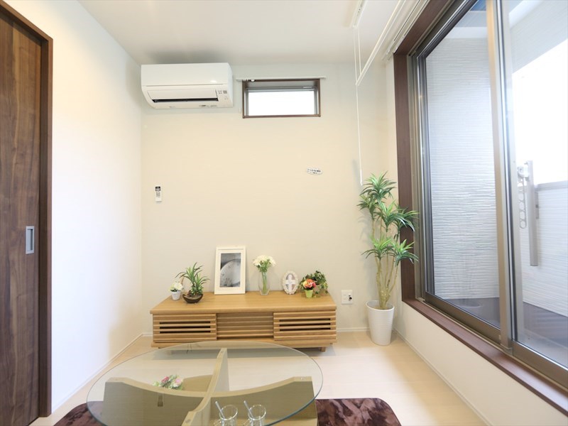 バルコニー　ＬＤＫ9帖　エアコン完備　バルコニー　イメージ写真