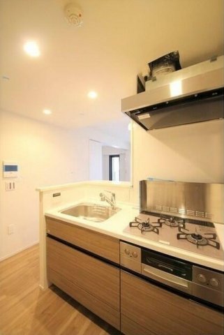 キッチン　システムキッチン。