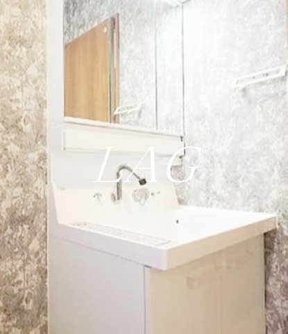 洗面設備　独立洗面台です。