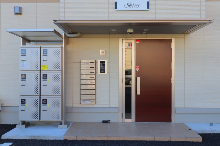 エントランス　オートロック付のエントランスです。