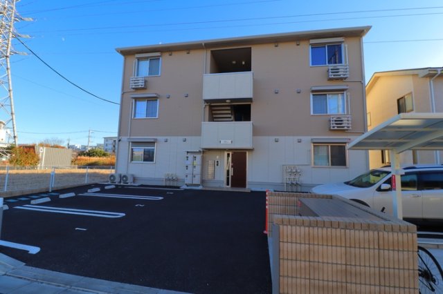 建物外観　吉川市内のお部屋探しは当社にお任せください！