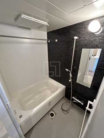 バス・シャワールーム　リフレ天満橋　バスルーム