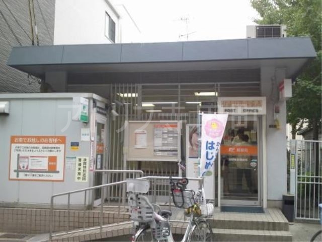 郵便局　生野東巽郵便局（郵便局）まで349m