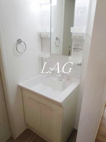 洗面設備　洗面台です。