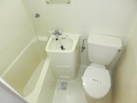 バス・シャワールーム　ＵＢ