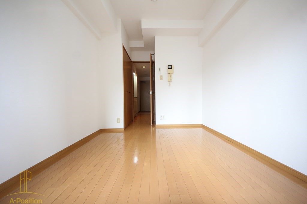 居室・リビング　SWISS京橋